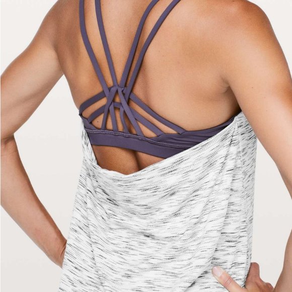 LULULEMON 🍋 Moment To Movement 2-In-1 Tank Sz. 4 Moonphase Purple/B&W - Picture 5 of 9